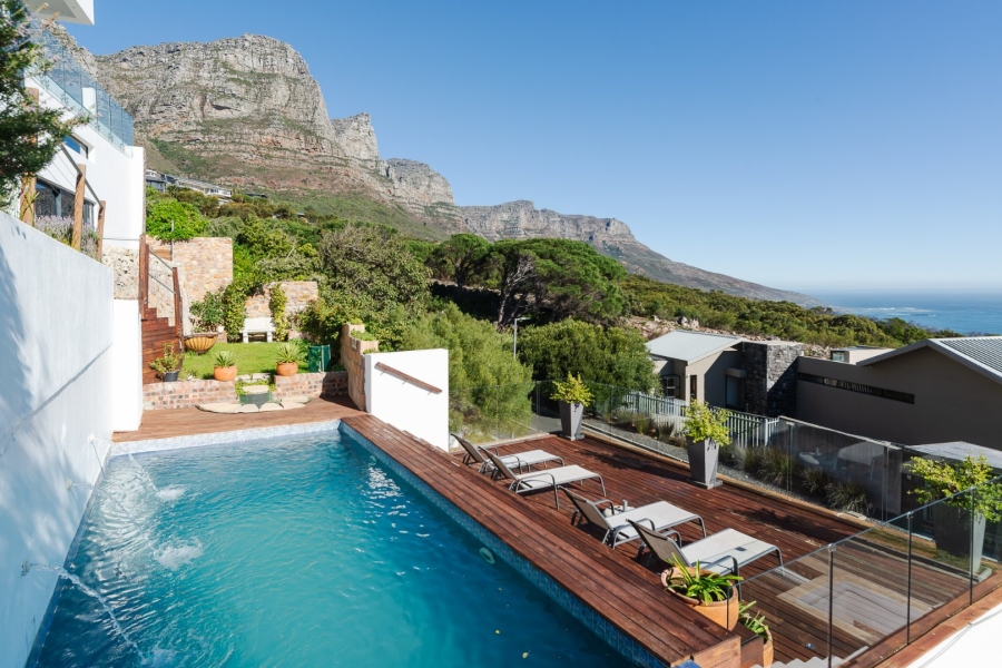 11 Bedroom Property for Sale in Camps Bay Western Cape